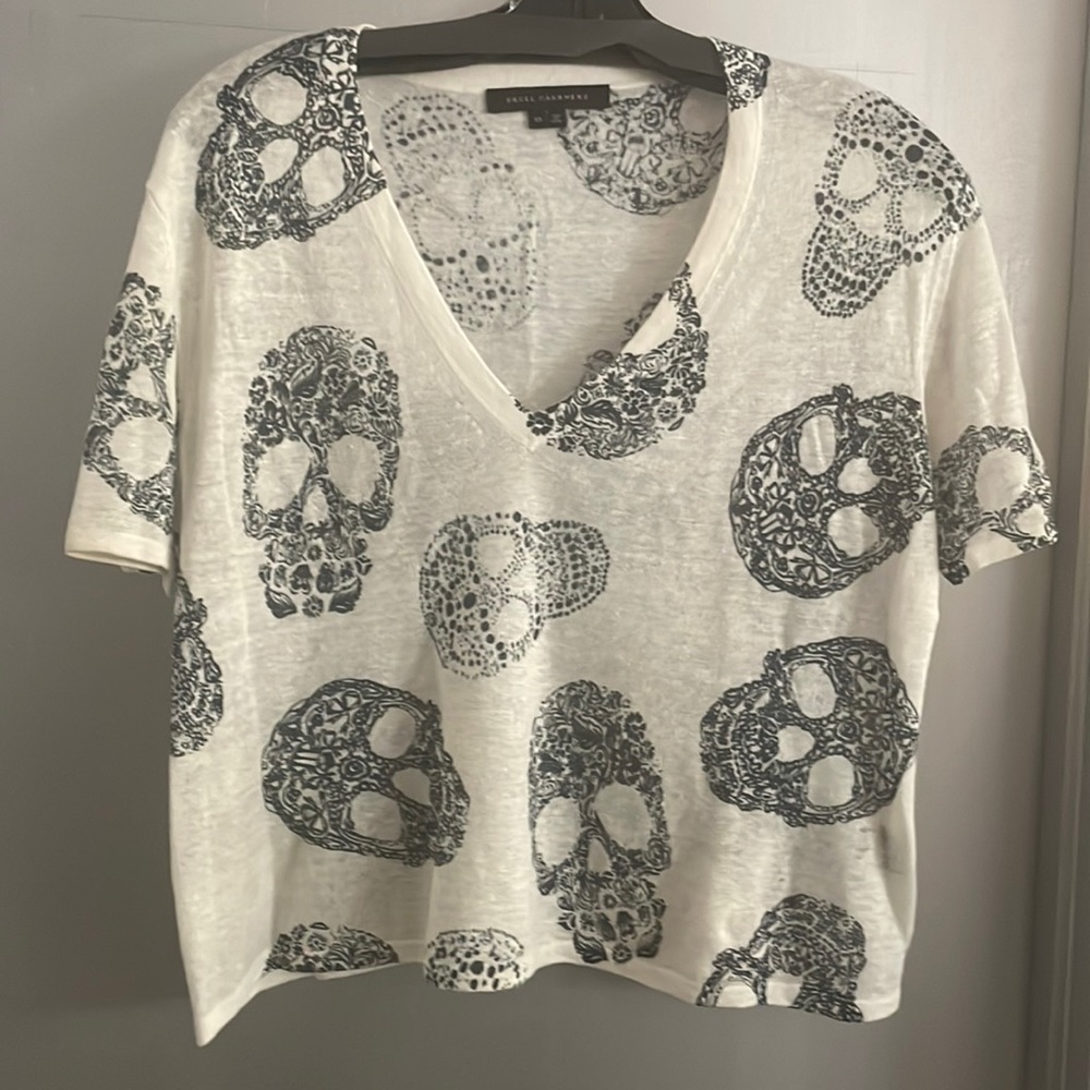 Skull Cashmere linen short sleeve too.
